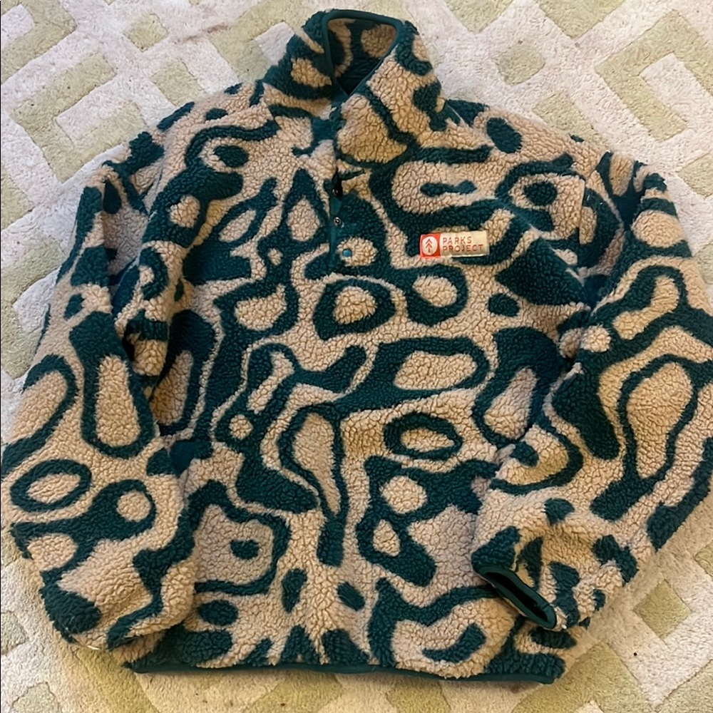 Parks Project Green & Beige Sherpa Pullover - Medium